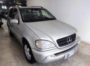 MERCEDES-BENZ ML 270 turbodiesel cat CDI