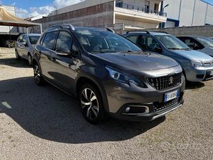 Peugeot 2008 BlueHDi 100 Allure Full Optional