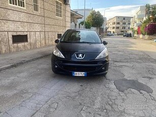 Peugeot 207 1.4 8V 75CV 3p. ONE Line