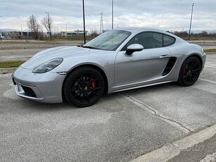 Porsche Cayman 718