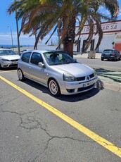 Renault Clio 2003