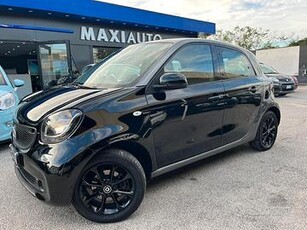 Smart ForFour 70 1.0 Passion LEGGI!