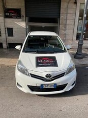 Toyota Yaris 1.4 Diesel 5 porte per NEOPATENTATI