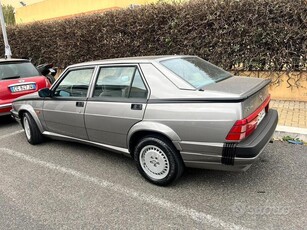 Usato 1990 Alfa Romeo 75 Benzin (19.000 €)