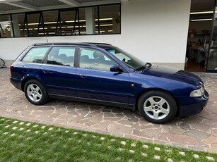 Usato 1999 Audi A4 1.8 Benzin 125 CV (4.500 €)
