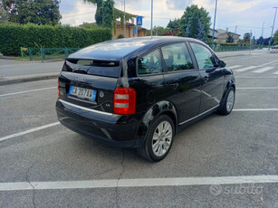 Usato 2002 Audi A2 1.4 Benzin 75 CV (2.000 €)