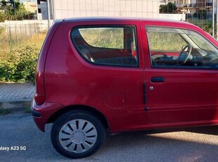 Usato 2003 Fiat 600 Benzin (1.700 €)