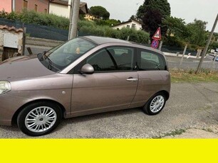 Usato 2010 Lancia Ypsilon 1.2 Benzin 60 CV (3.990 €)