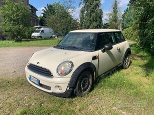 Usato 2010 Mini Cooper 1.4 Benzin 95 CV (1.600 €)