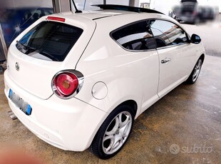 Usato 2011 Alfa Romeo MiTo 1.4 Benzin 135 CV (8.000 €)