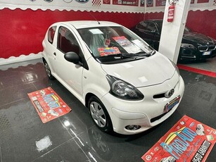 Usato 2011 Toyota Aygo 1.0 Benzin 68 CV (4.499 €)