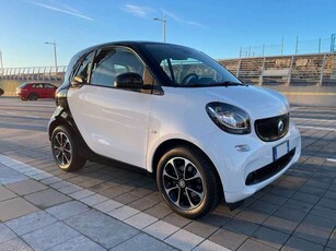 Usato 2016 Smart ForTwo Coupé 1.0 Benzin 71 CV (13.500 €)