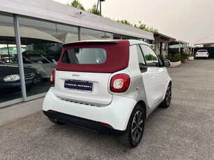 Usato 2017 Smart ForTwo Cabrio 1.0 Benzin 71 CV (14.800 €)