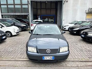 Volkswagen Bora 1.6 16V cat Trendline