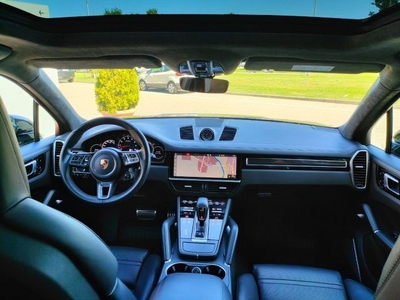 Usato 2018 Porsche Cayenne Turbo 4.0 Benzin 549 CV (83.950 €)