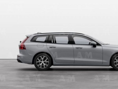 Usato 2023 Volvo V60 El 197 CV (44.602 €)