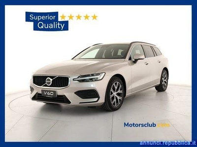 Volvo V60 B4 (d) automatico Core - Pronta Consegna Modena