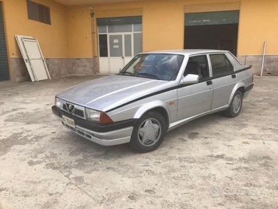 Usato 1991 Alfa Romeo 75 1.8 Benzin 120 CV (10.000 €)