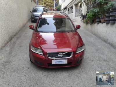 Volvo V50 D2 R-design usato