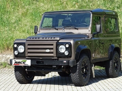 Land Rover Defender 110 2.4 TD4