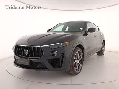 Maserati Levante V6 430 CV