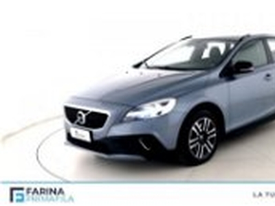 Volvo V40 Cross Country D2 del 2018 usata a Marcianise