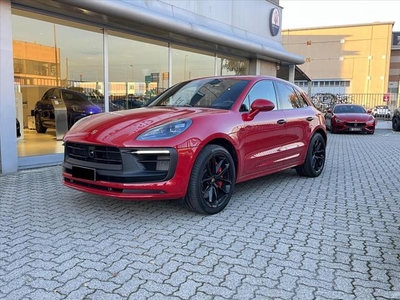 2022 PORSCHE Macan