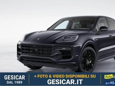 Porsche Cayenne 3.0 V6 E-Hybrid - MODELLO 2024 Livorno