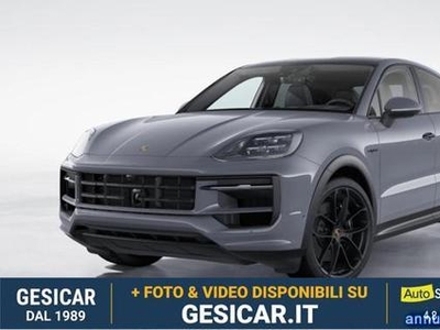 Porsche Cayenne Coupé 3.0 V6 E-Hybrid - MODELLO 2024 Livorno