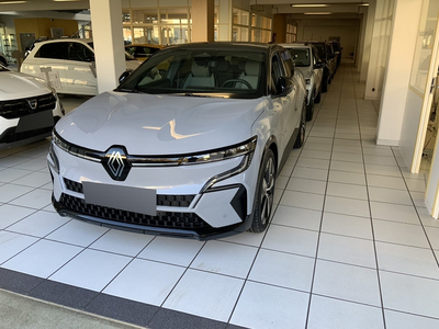 RENAULT Megane E-tech Electric Techno Ev60 220hp Navi Digitales Cockpit Soundsystem Led Kurvenlicht