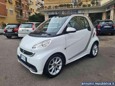 Smart ForTwo 1000 52 kW MHD coupé passion Roma