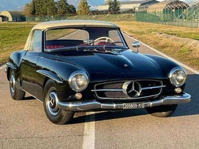 Usato 1959 Mercedes 190 1.9 Benzin 90 CV (130.000 €)