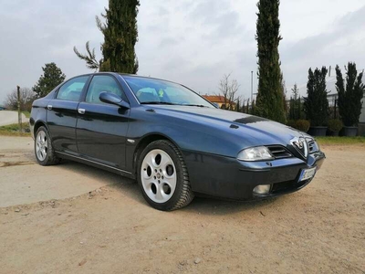 Usato 1999 Alfa Romeo 166 2.0 Benzin 205 CV (3.500 €)