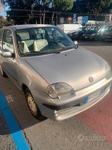 Usato 2001 Fiat 600 1.1 Benzin 54 CV (1.700 €)