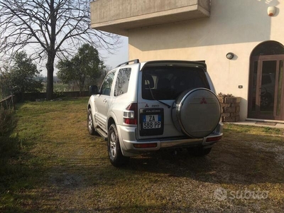 Usato 2002 Mitsubishi Pajero 3.2 Diesel 160 CV (7.000 €)