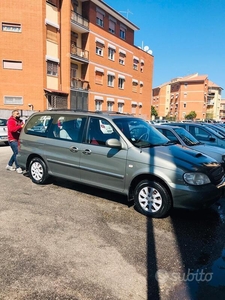 Usato 2005 Kia Carnival 2.9 Diesel 145 CV (1.900 €)