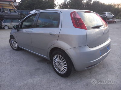 Usato 2007 Fiat Grande Punto 1.2 Diesel 90 CV (3.200 €)