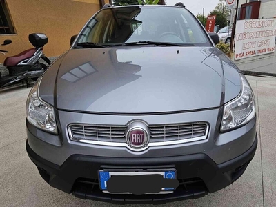Usato 2010 Fiat Sedici 1.6 Benzin 120 CV (6.450 €)