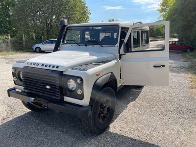 Usato 2010 Land Rover Defender 2.4 Diesel 122 CV (34.000 €)