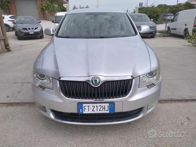 Usato 2010 Skoda Superb 2.0 Diesel 140 CV (5.700 €)