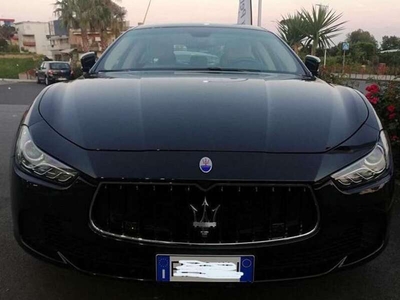Usato 2015 Maserati Ghibli 3.0 Diesel 275 CV (28.000 €)