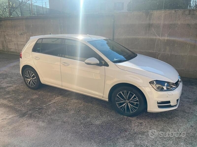 Usato 2016 VW Golf VII 1.6 Diesel 105 CV (12.500 €)