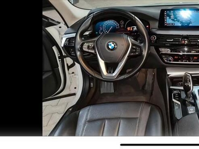 Usato 2018 BMW 520 2.0 Diesel 190 CV (25.400 €)