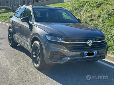 Usato 2020 VW Touareg 3.0 Diesel 231 CV (38.000 €)