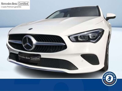 Usato 2022 Mercedes CLA180 Shooting Brake 2.0 Diesel 116 CV (32.000 €)