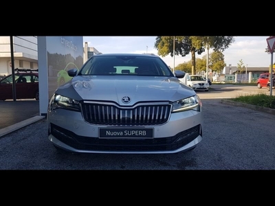 Usato 2022 Skoda Superb 2.0 Diesel 150 CV (32.900 €)