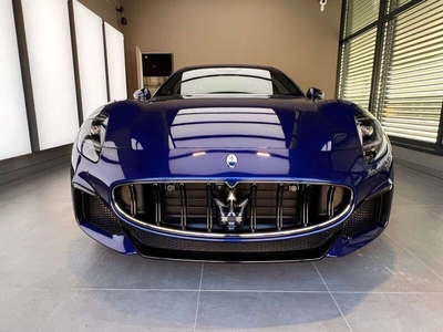 Usato 2023 Maserati Granturismo 3.0 Benzin 551 CV (259.000 €)