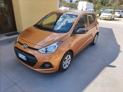 HYUNDAI i10 2ª serie - 2016