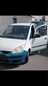 Mitsubishi Colt 2005