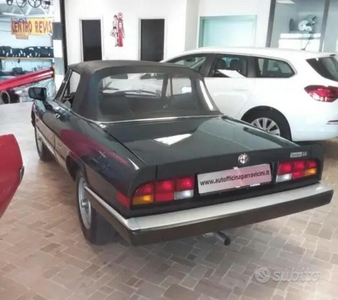 Usato 1986 Alfa Romeo Spider Benzin (10.900 €)